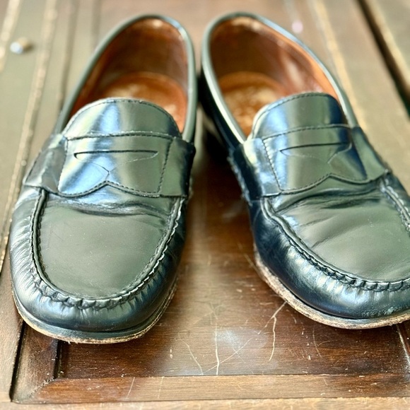 Allen Edmonds Walden Loafers | Black Leather Penny Loafers | Size 9.5 - Picture 2 of 11